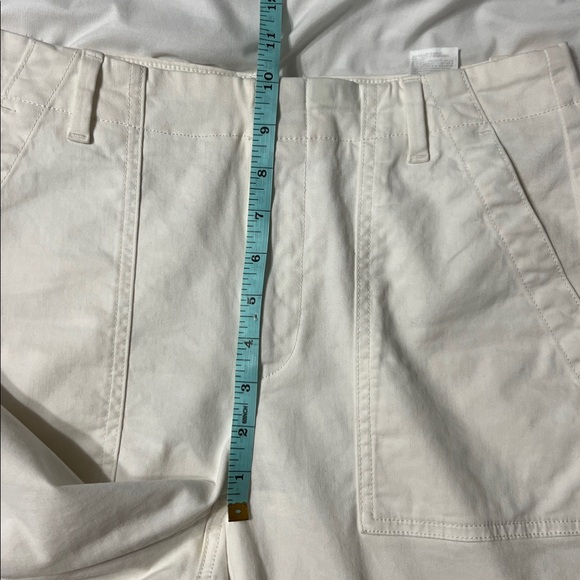 Banana Republic Girlfriend Chino Pants Cargo Pockets Gypsum White Size 4 Classic - Picture 10 of 13